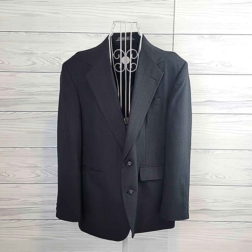 Haggar suit jacket pinstriped Imperial Gentleman's Fit Men's Size 40S